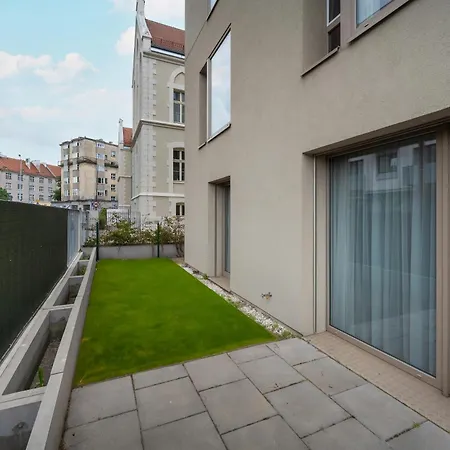 Apartament Z Ogrodkiem Zielona Okolica By Renters *