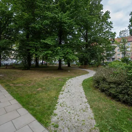Apartament Z Ogrodkiem Zielona Okolica By Renters Appartamento *