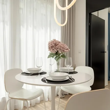 Apartament Z Ogrodkiem Zielona Okolica By Renters Appartamento *